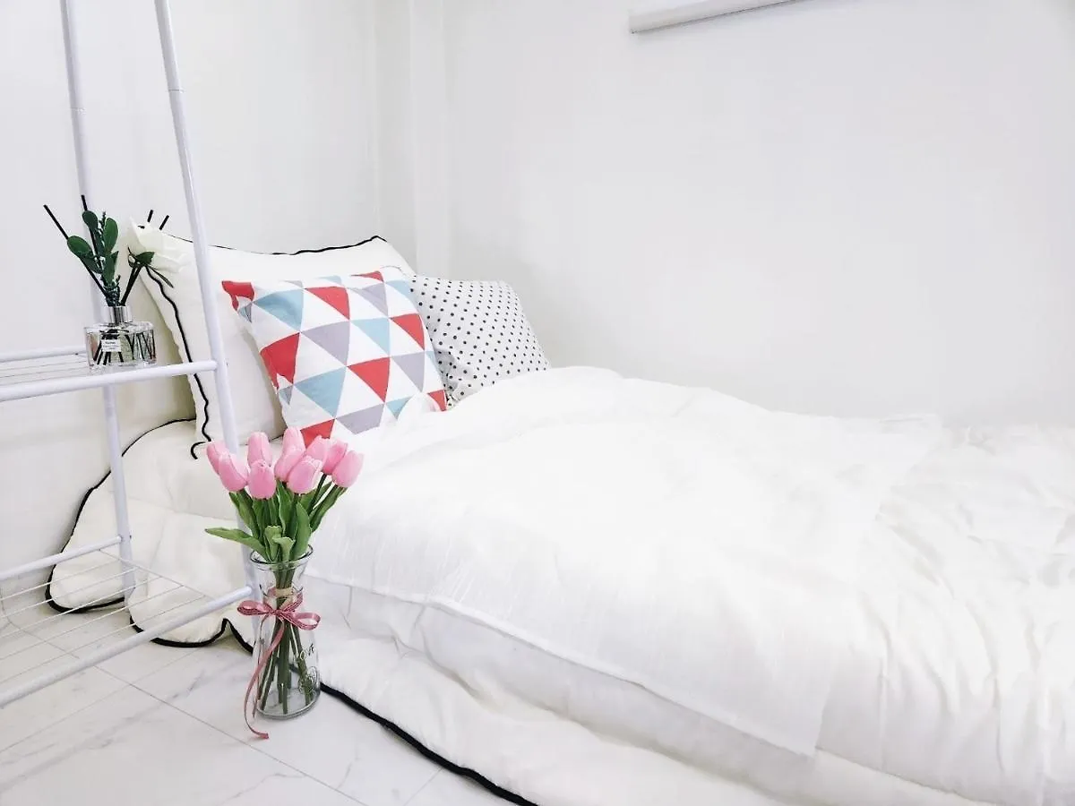 High Stay Jongam 124 Seoul