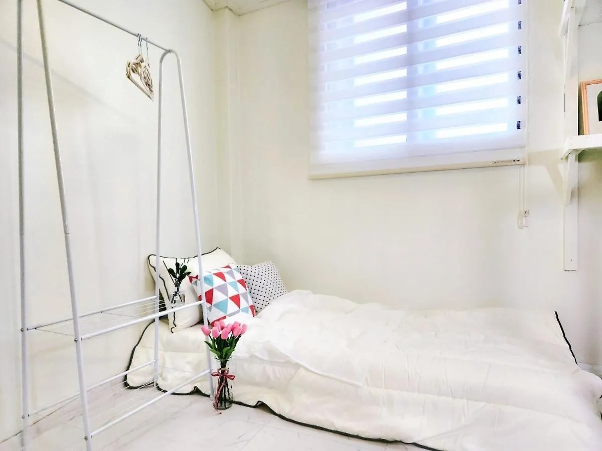 Hostel High Stay Jongam 124 Seoul