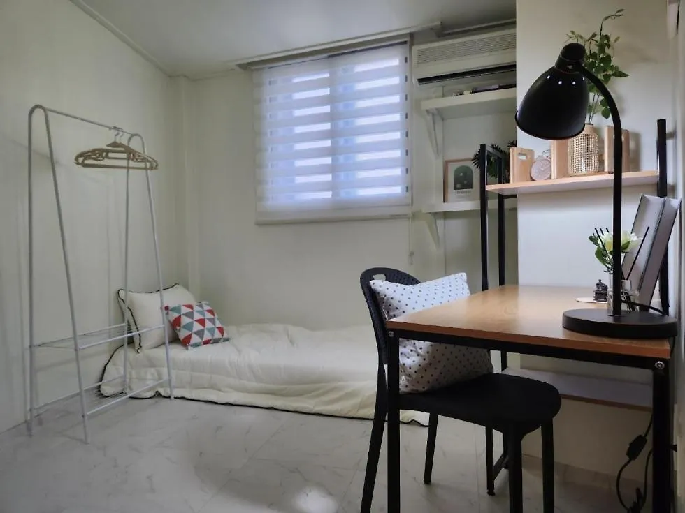 High Stay Jongam 124 Seoul Hostel